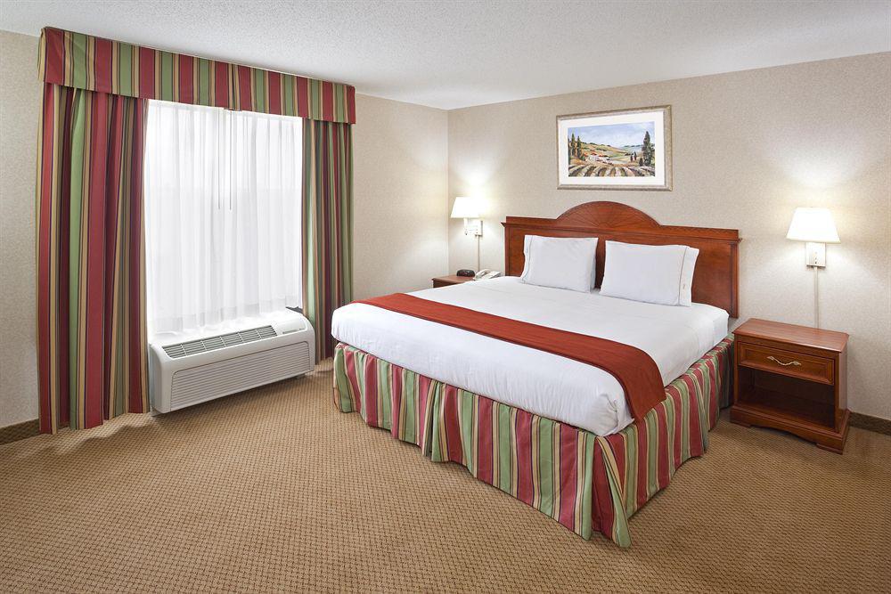 Holiday Inn Express Hotel & Suites Bowling Green By Ihg Εξωτερικό φωτογραφία