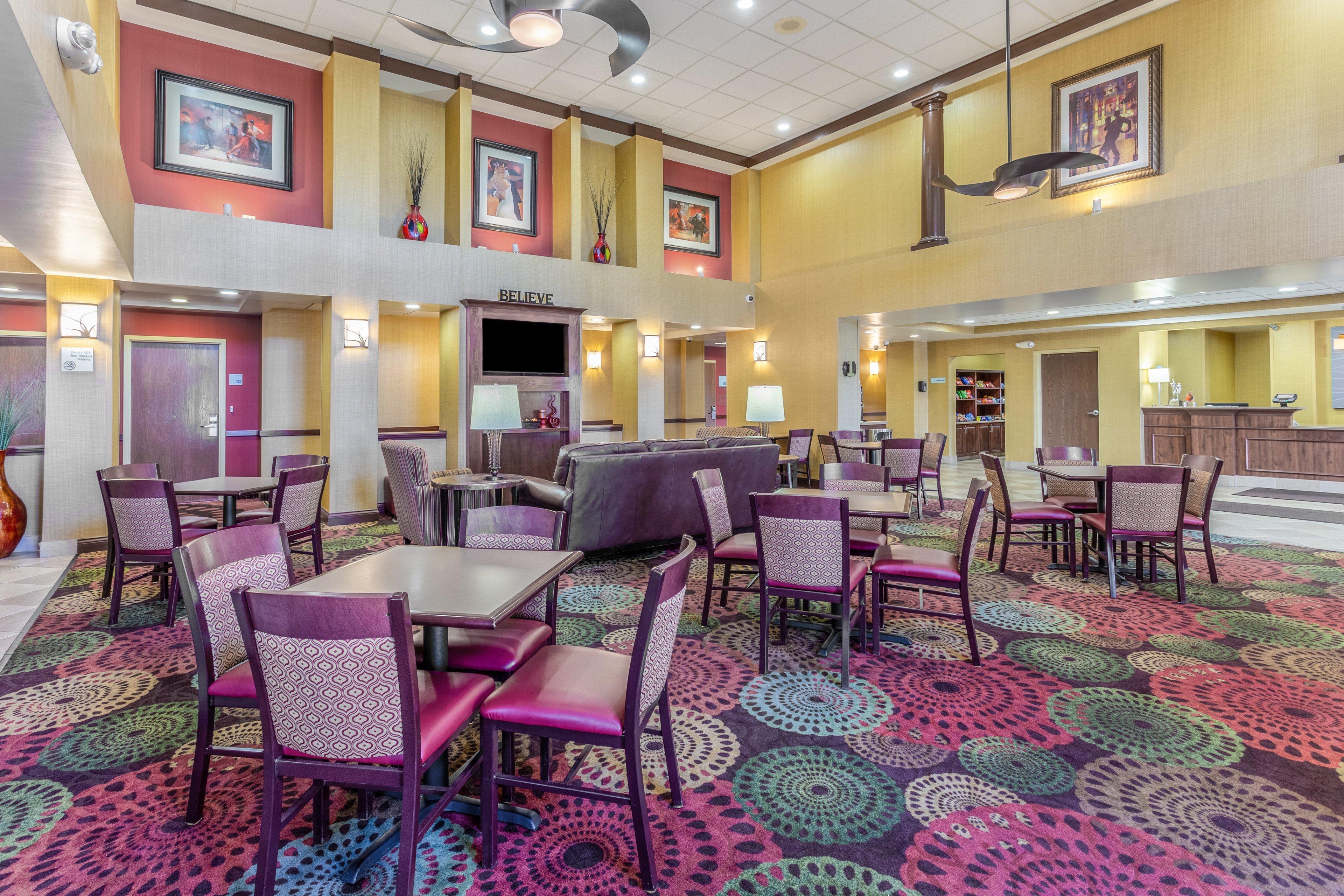 Holiday Inn Express Hotel & Suites Bowling Green By Ihg Εξωτερικό φωτογραφία