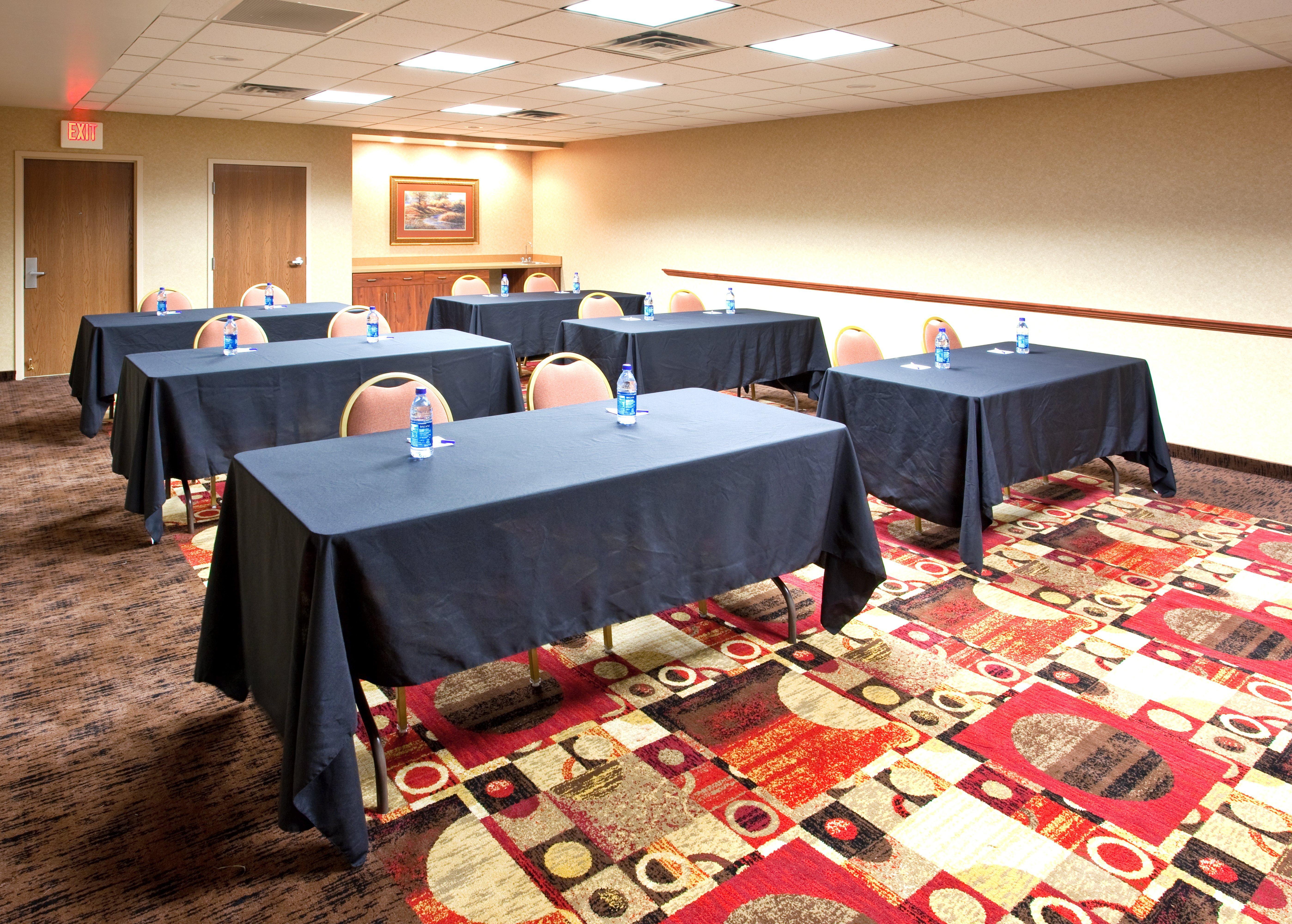 Holiday Inn Express Hotel & Suites Bowling Green By Ihg Εξωτερικό φωτογραφία