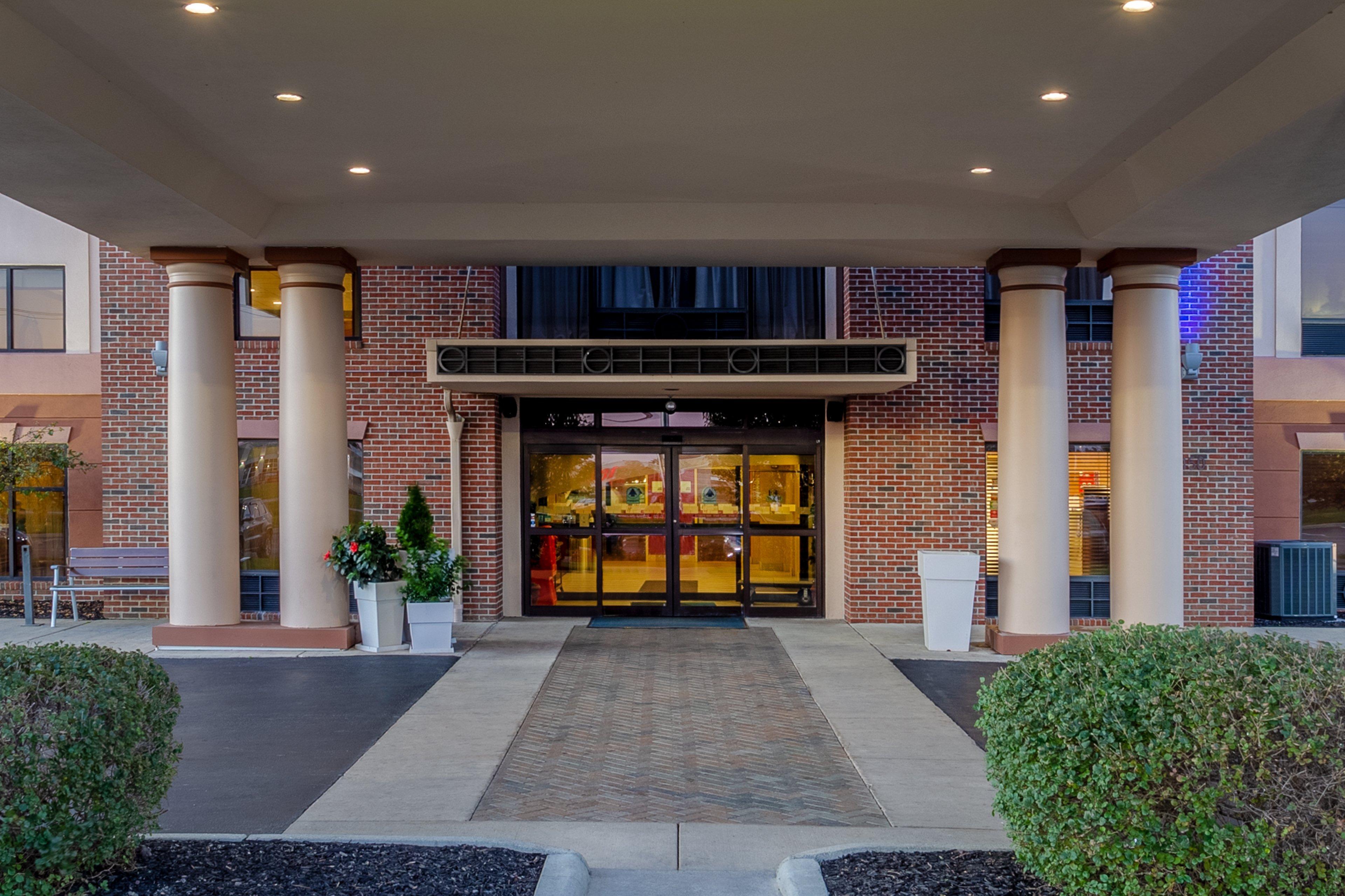 Holiday Inn Express Hotel & Suites Bowling Green By Ihg Εξωτερικό φωτογραφία