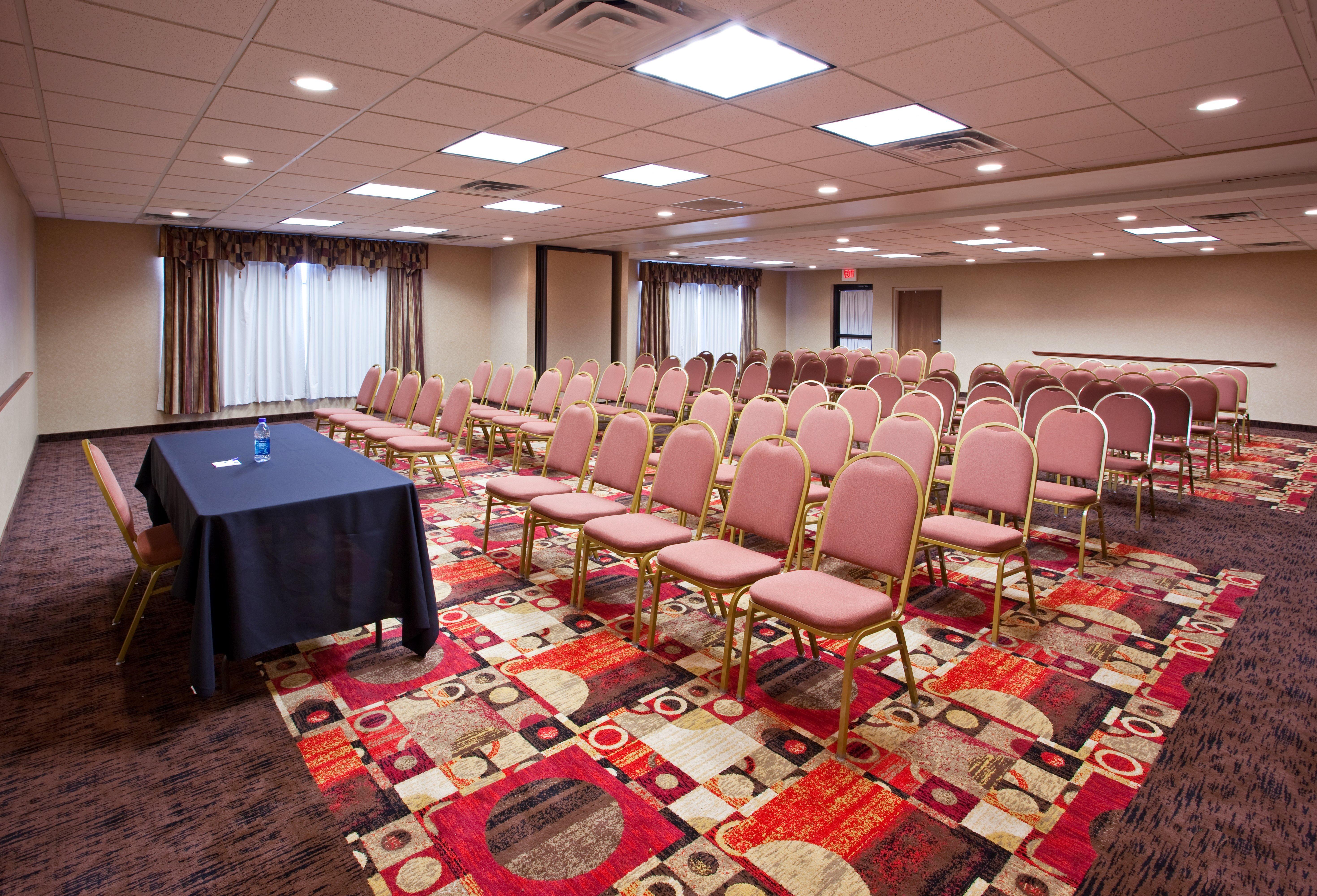 Holiday Inn Express Hotel & Suites Bowling Green By Ihg Εξωτερικό φωτογραφία