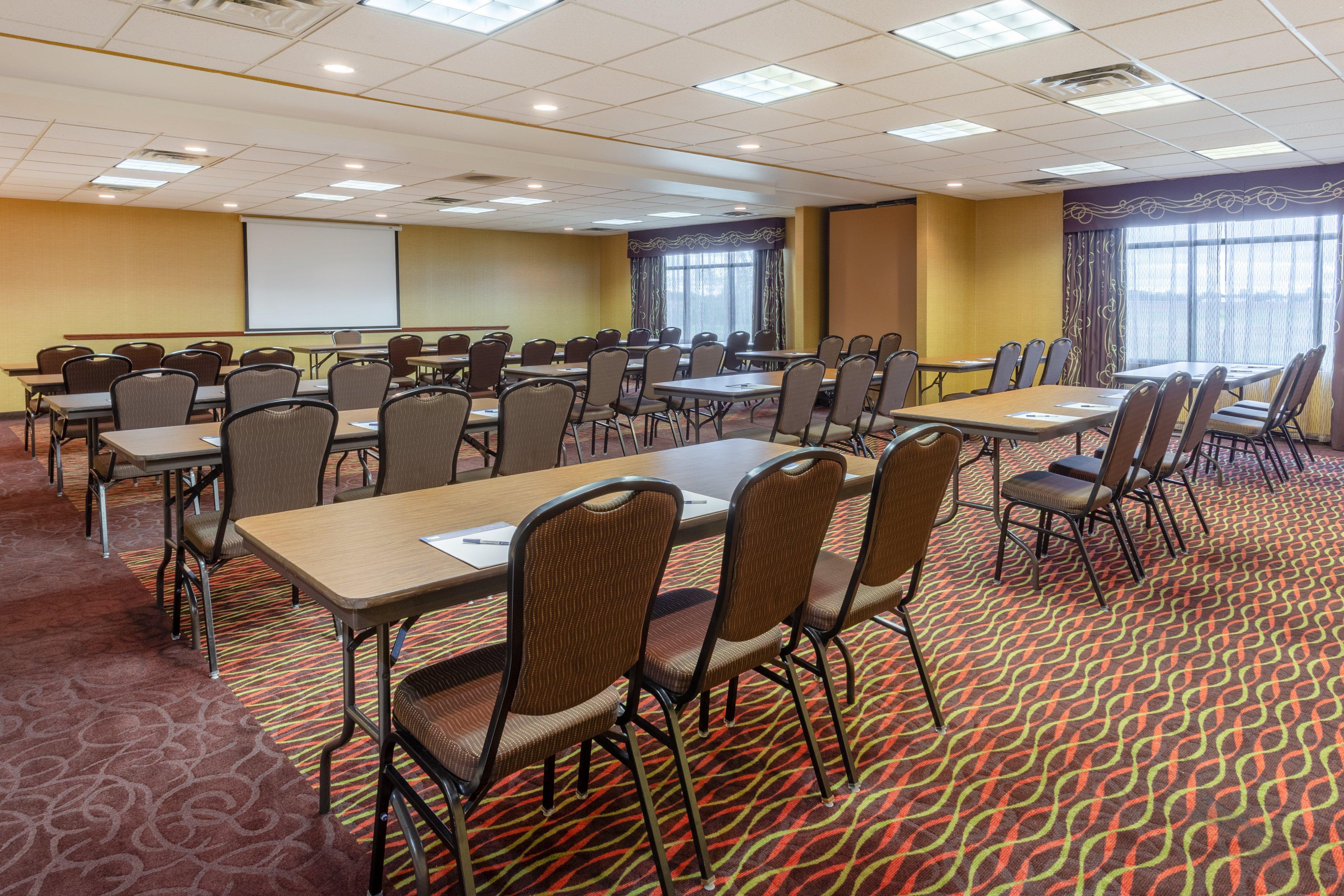 Holiday Inn Express Hotel & Suites Bowling Green By Ihg Εξωτερικό φωτογραφία