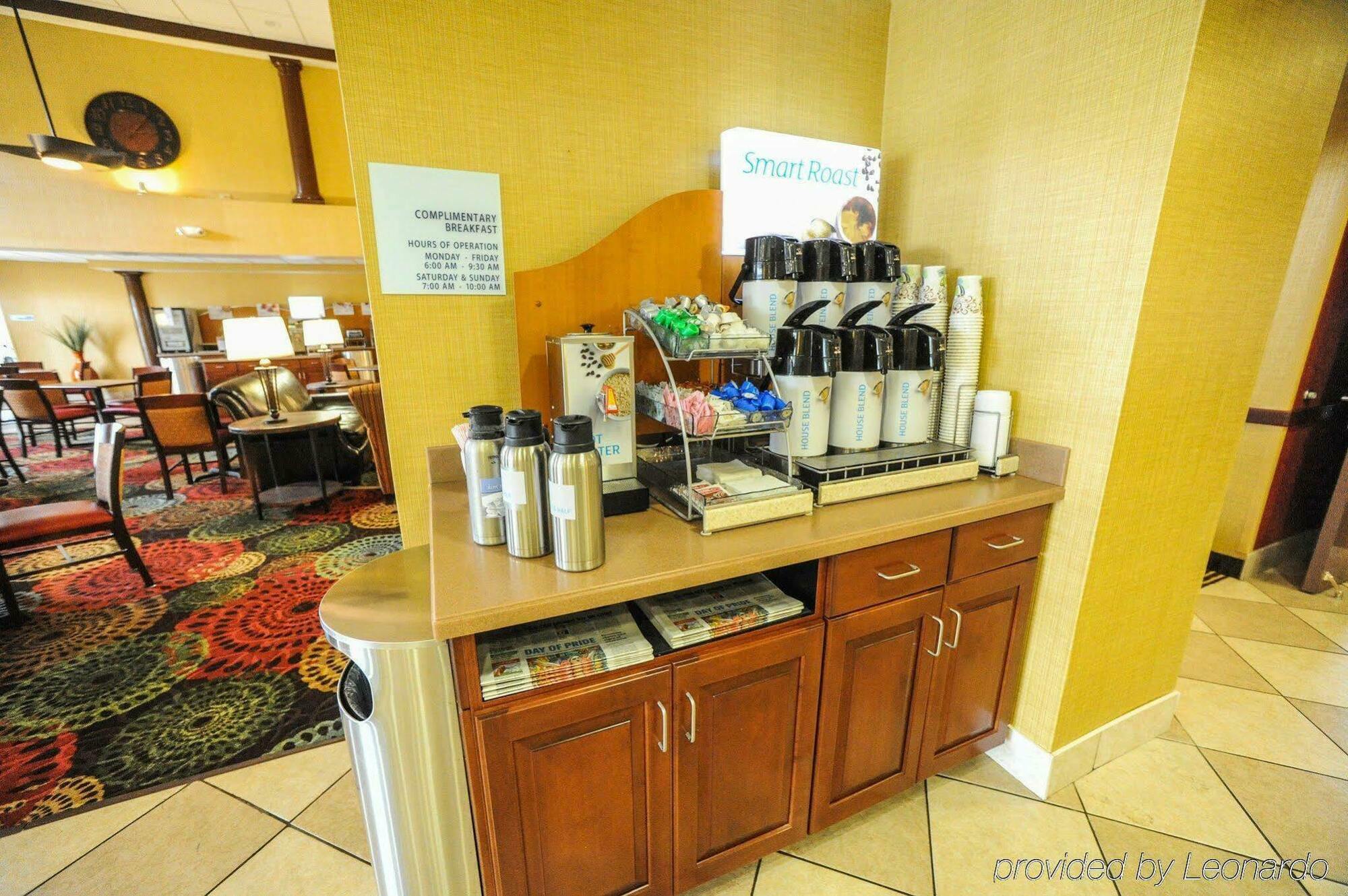 Holiday Inn Express Hotel & Suites Bowling Green By Ihg Εξωτερικό φωτογραφία